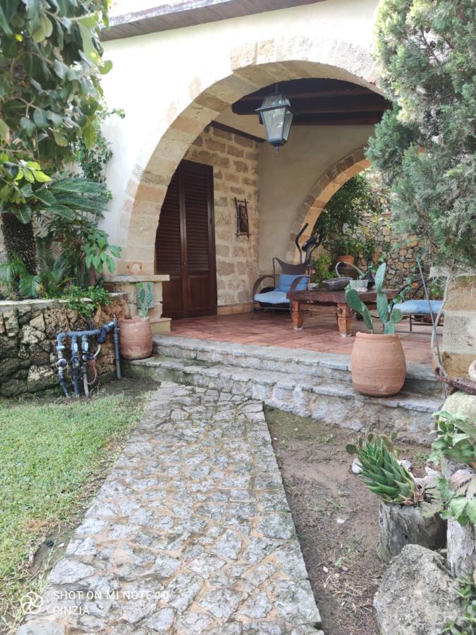 Casolare Giummari Panzió Carini Kültér fotó